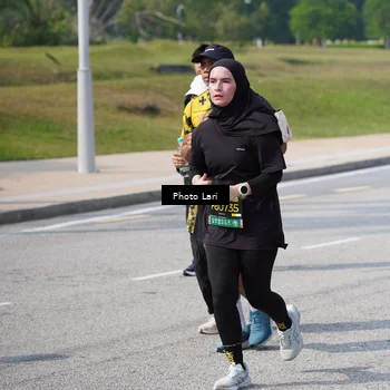 Runner Photo 6208435