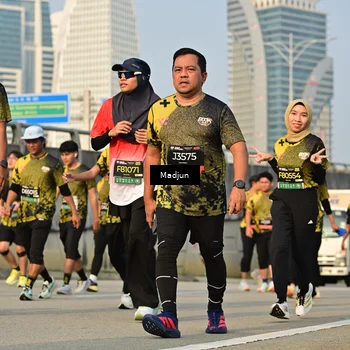 Runner Photo 6208438