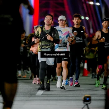 Runner Photo 6208566