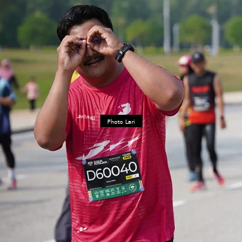 Runner Photo 6208755