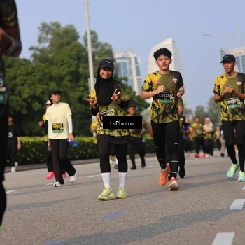 Runner Photo 6208757