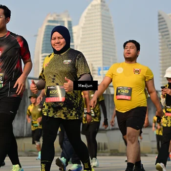 Runner Photo 6208792