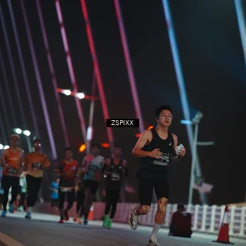 Runner Photo 6208796