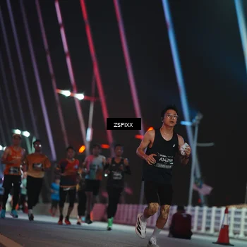 Runner Photo 6208839