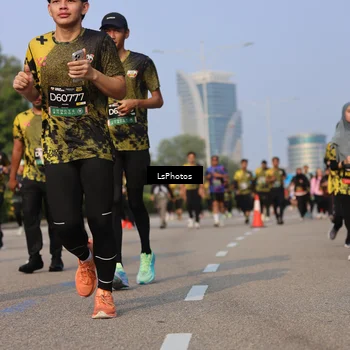 Runner Photo 6208871