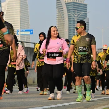 Runner Photo 6208896