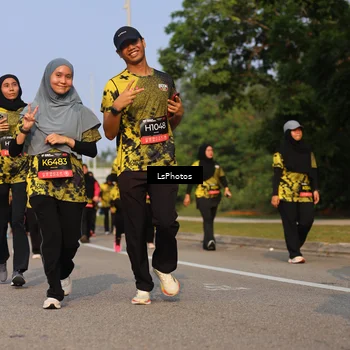 Runner Photo 6208906
