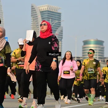 Runner Photo 6208909