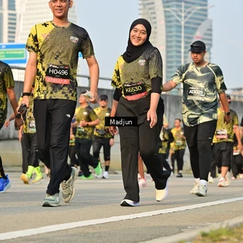 Runner Photo 6209060