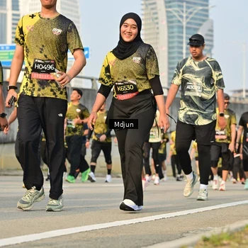 Runner Photo 6209071