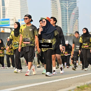 Runner Photo 6209080