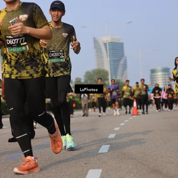 Runner Photo 6209094