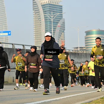 Runner Photo 6209114