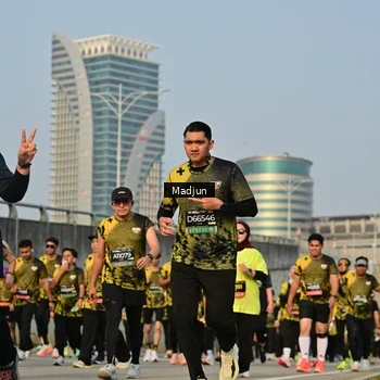 Runner Photo 6209151