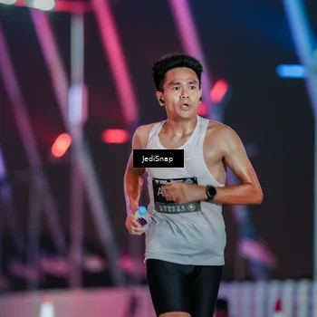 Runner Photo 6209165