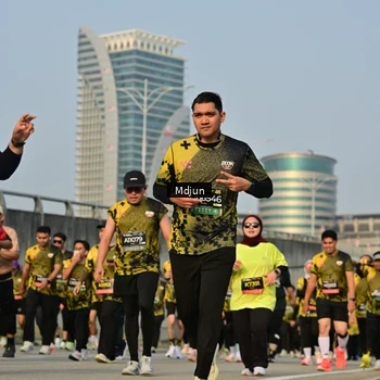 Runner Photo 6209179