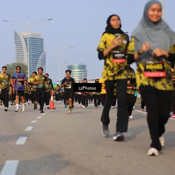 Runner Photo 6209251