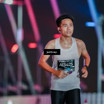 Runner Photo 6209279