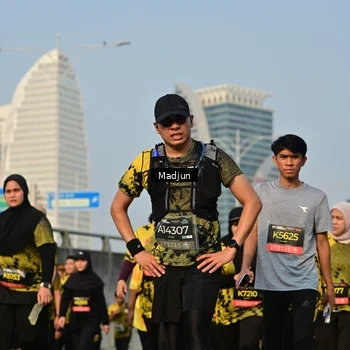 Runner Photo 6209330