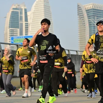 Runner Photo 6209339