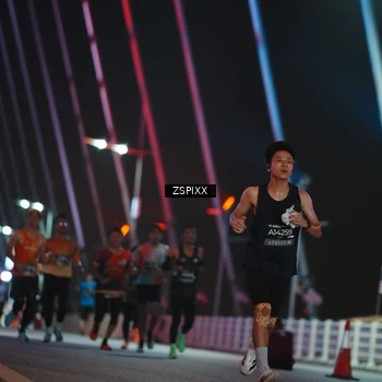 Runner Photo 6209341