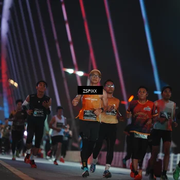 Runner Photo 6209364