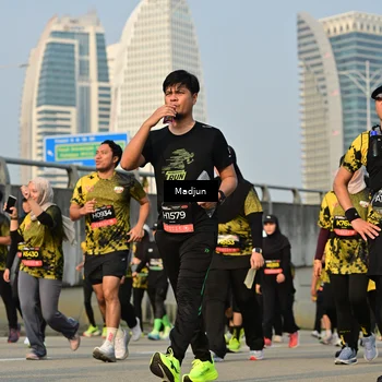 Runner Photo 6209367