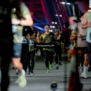 Runner Photo 6209374