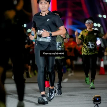 Runner Photo 6209380