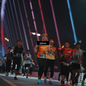Runner Photo 6209486