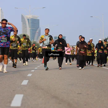 Runner Photo 6209501