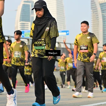 Runner Photo 6209552