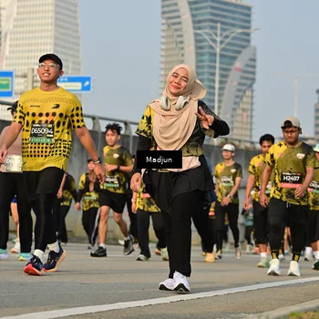 Runner Photo 6209619