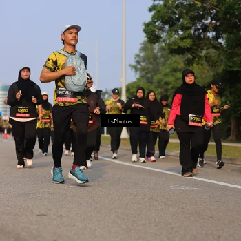 Runner Photo 6209705