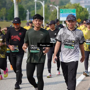 Runner Photo 6209713