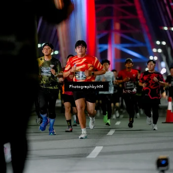Runner Photo 6209740