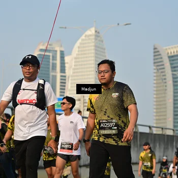 Runner Photo 6209790