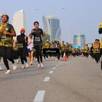 Runner Photo 6209979