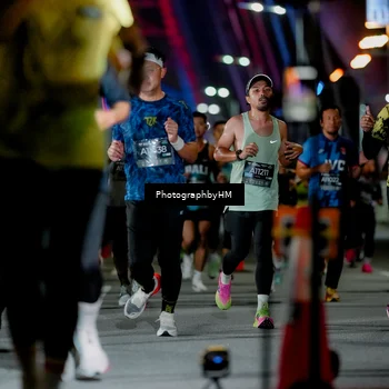 Runner Photo 6210104