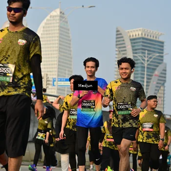 Runner Photo 6210214
