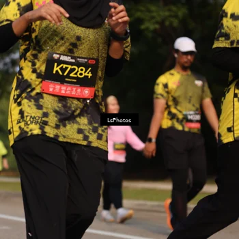 Runner Photo 6210220