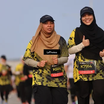 Runner Photo 6210234