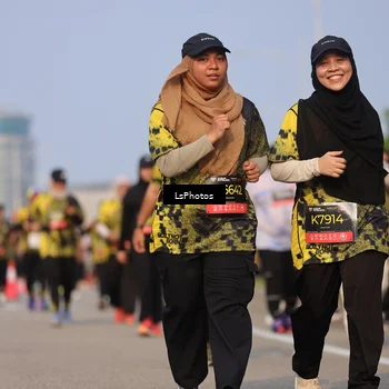 Runner Photo 6210422