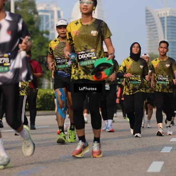 Runner Photo 6210439
