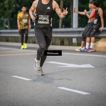 Runner Photo 6210565