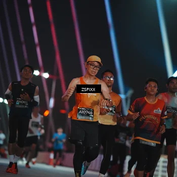 Runner Photo 6210566