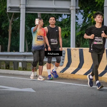 Runner Photo 6210572
