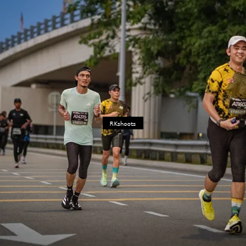 Runner Photo 6210624
