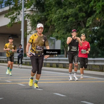 Runner Photo 6210629