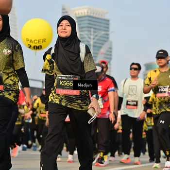Runner Photo 6210640